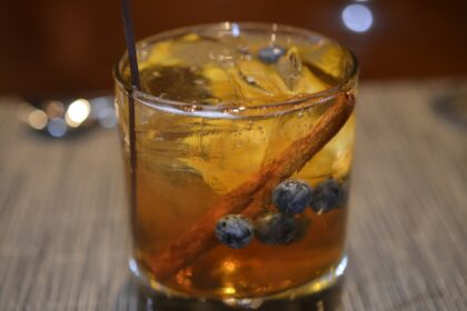 old fashioned cocktail