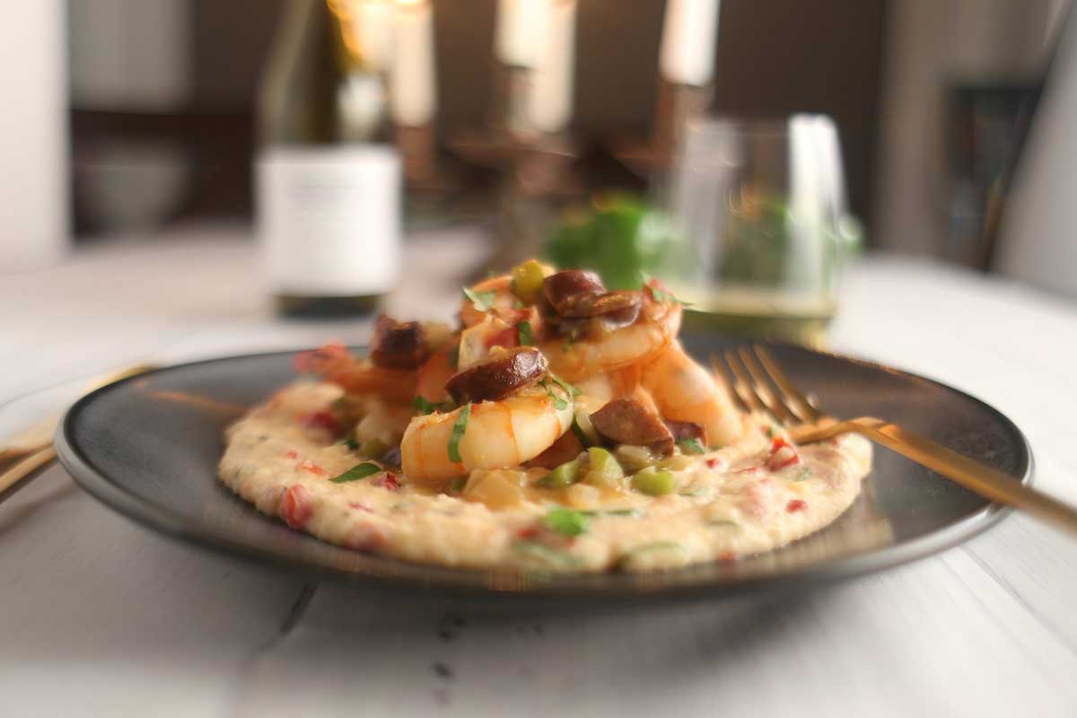 Grits with shrimps.